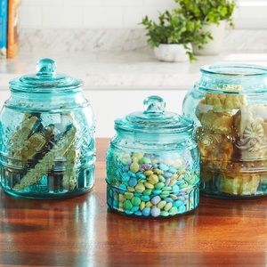 The Pioneer Woman Cassie Embossed Canister Set. NEW!